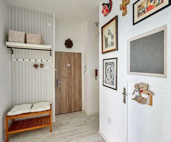 Pikachu's Gallery - Historical Old Town Apartment