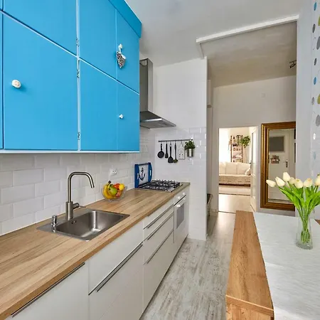 Apartamento Pikachu's Gallery - Historical Old Town Bratislava